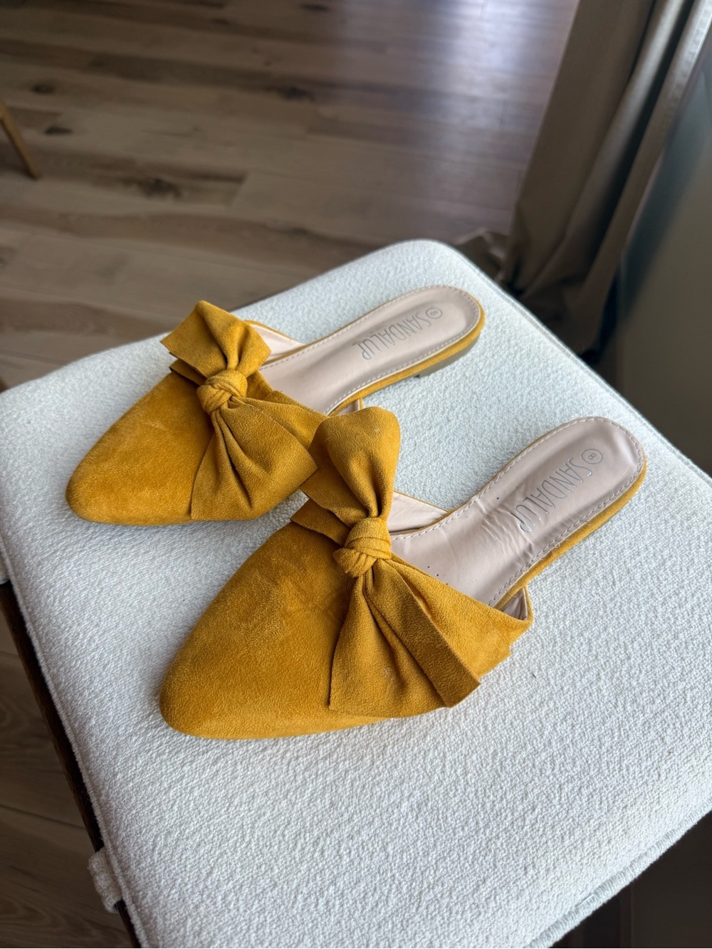 Sandalup Yellow Mustard Faux Suede Pointed Toe Bow Slip-On Mule Flats Women's 8 - Picture 2 of 5